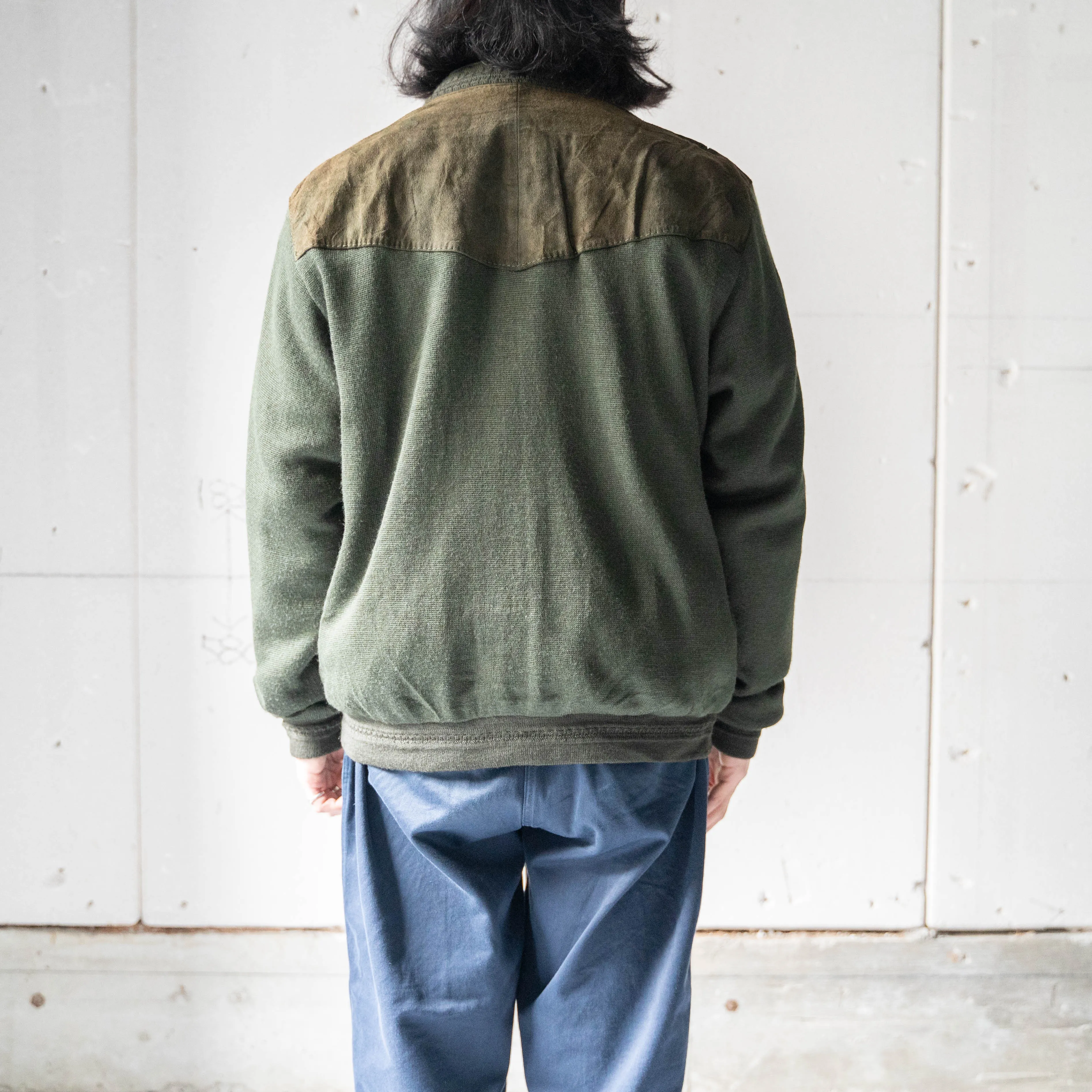 around 1980s Spain moss green color suede × knit switching cardigan