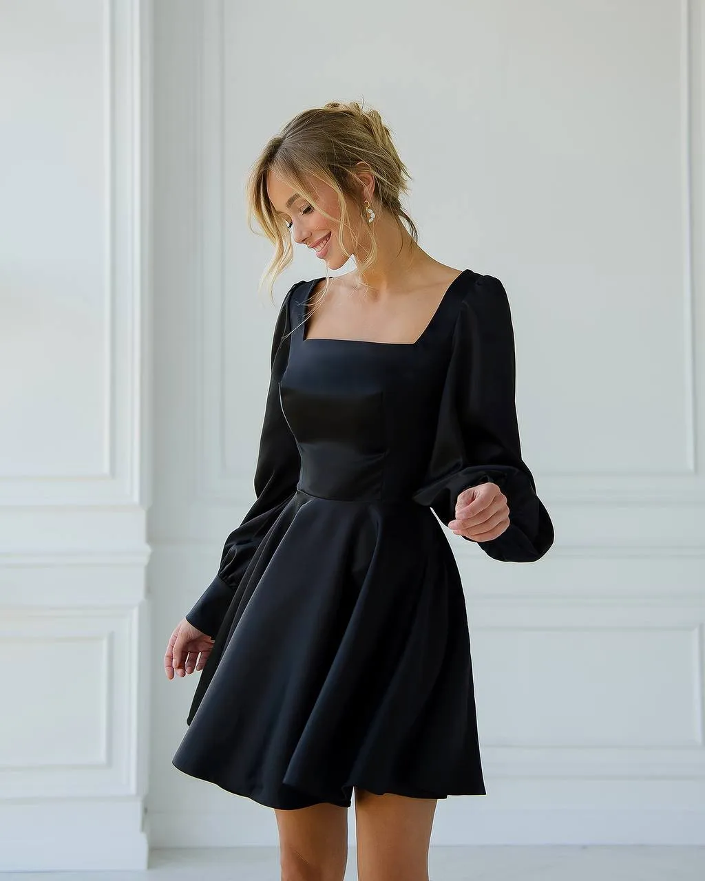 Black mini dress "Baby doll long sleeve"