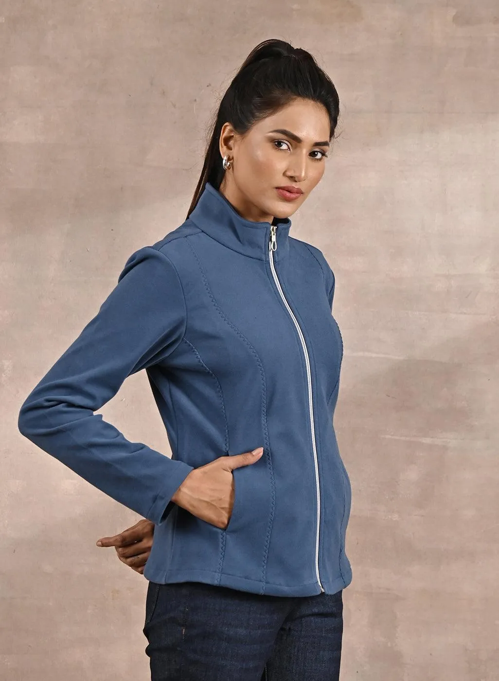 Blue Spread-neck Fleece Jacket with Zip-Closure