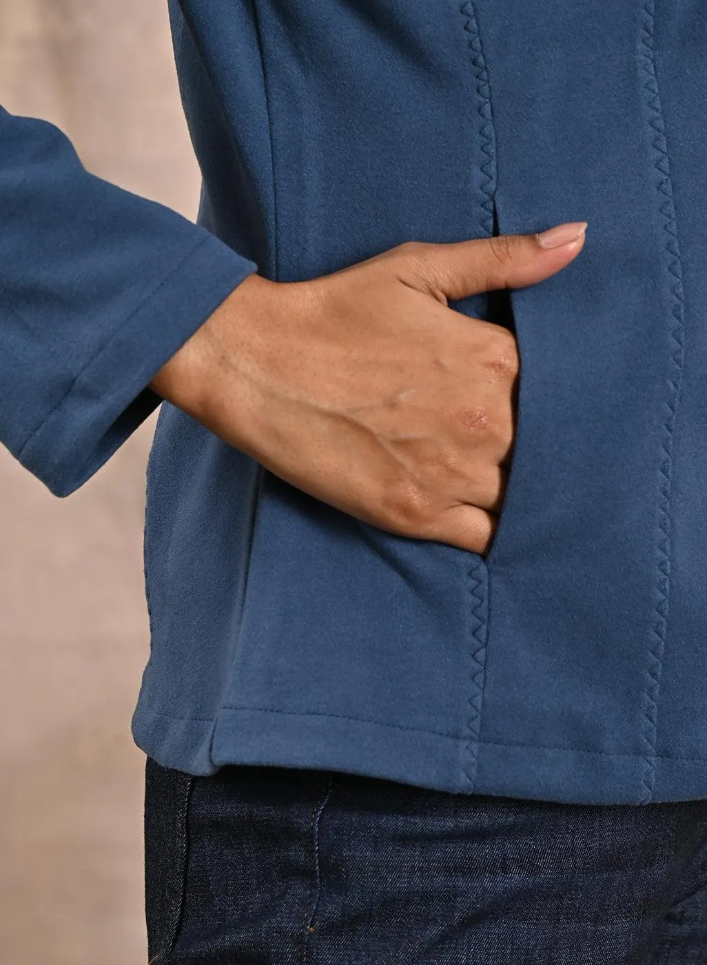 Blue Spread-neck Fleece Jacket with Zip-Closure