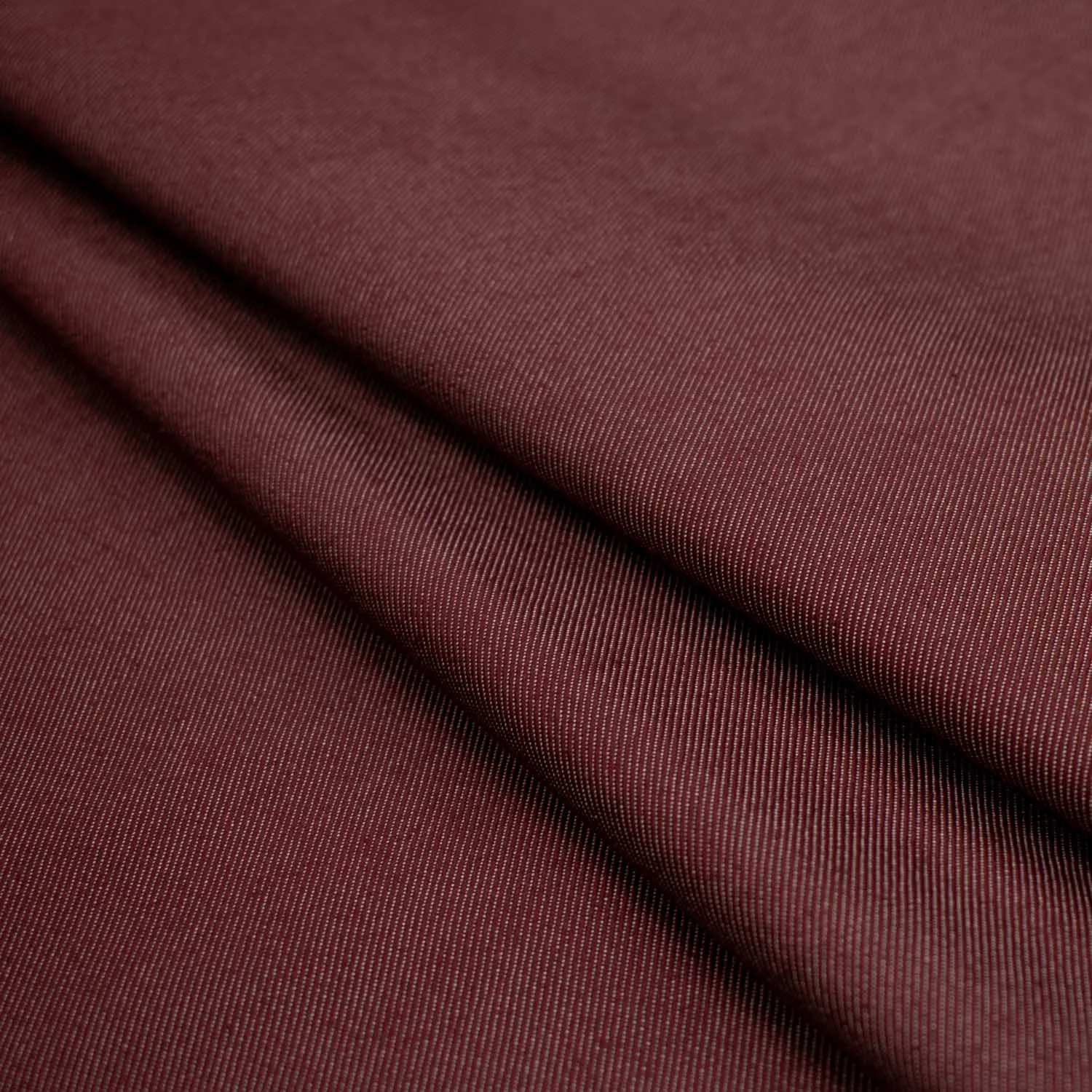 Denim 140CM Medium Weight Colour-Maroon