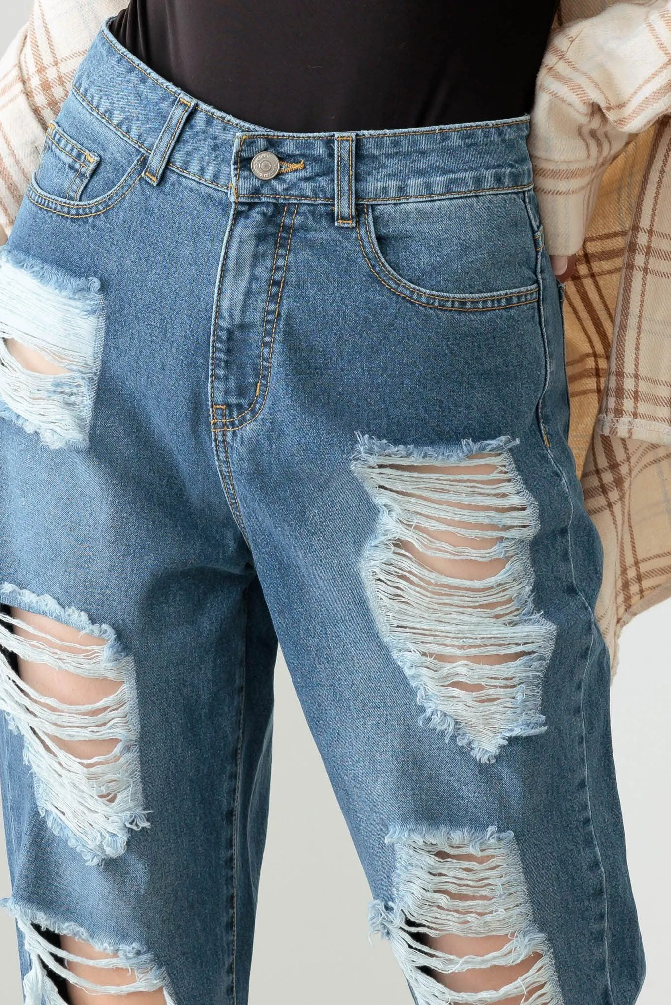 Destroyed High Waist Mom Style Fit Jeans