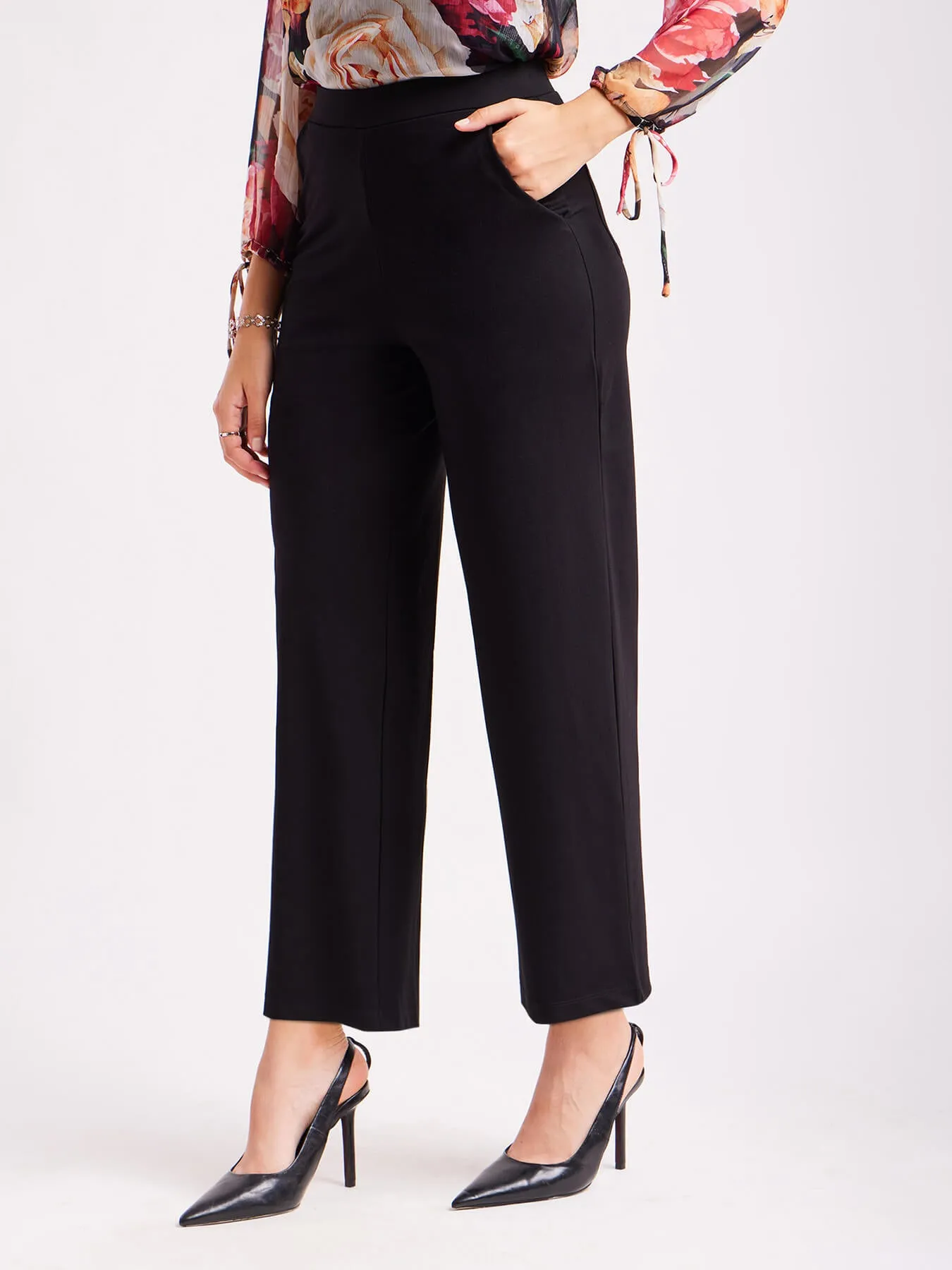 LivIn Air Wide Leg Pants - Black