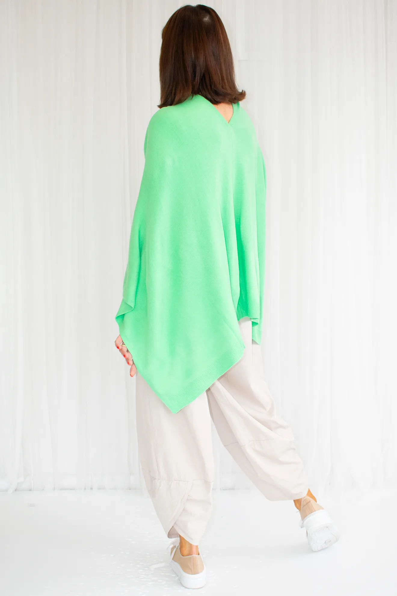 Mollie-Ann Poncho Style Fine Knit in Apple Green