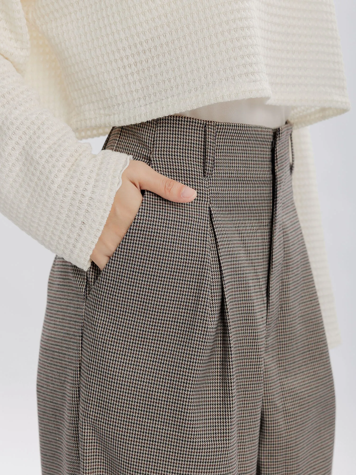 Muse High Waist Houndstooth Pants