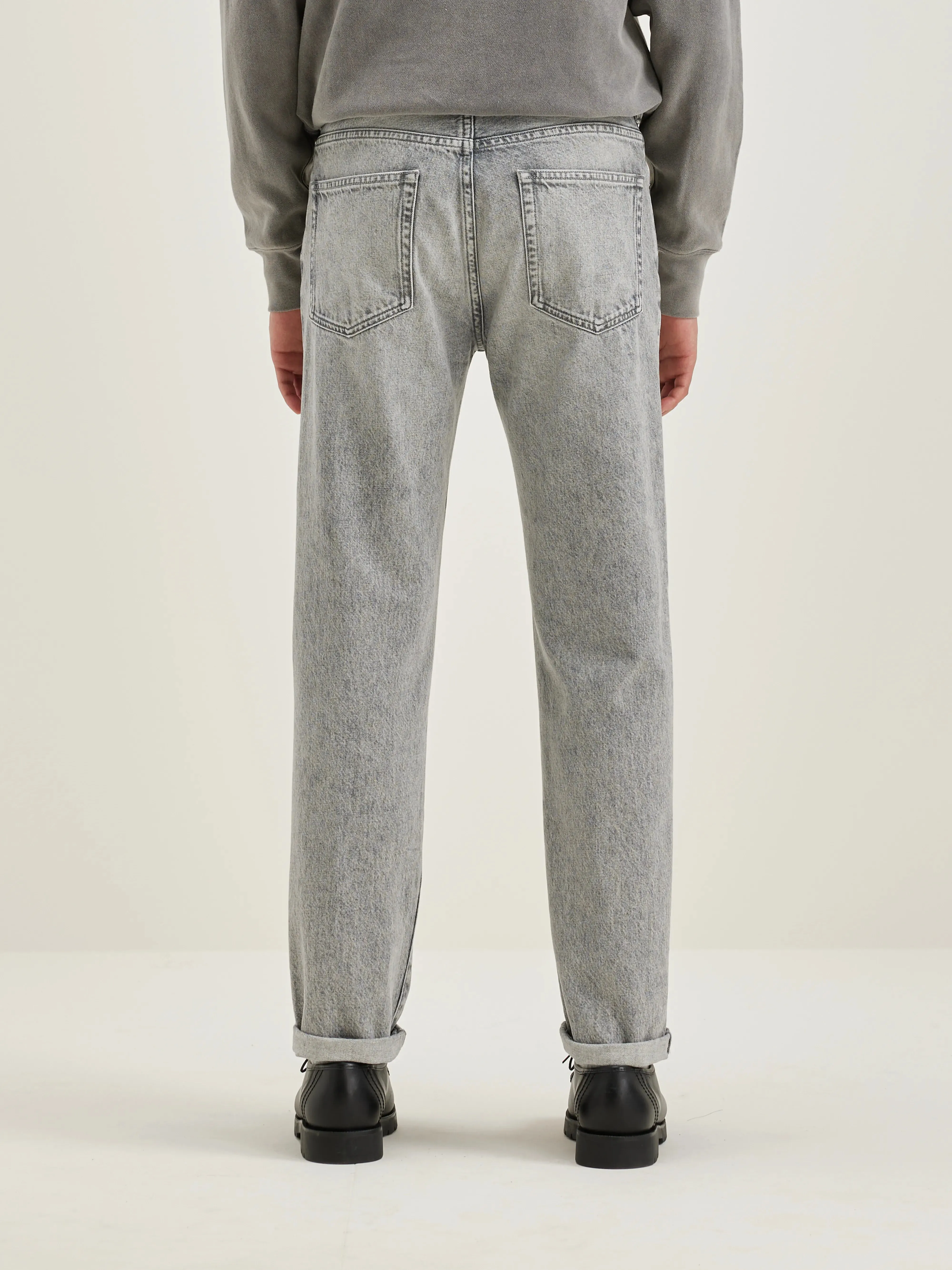 Peeg tapered jeans (242 / M / USED GREY)