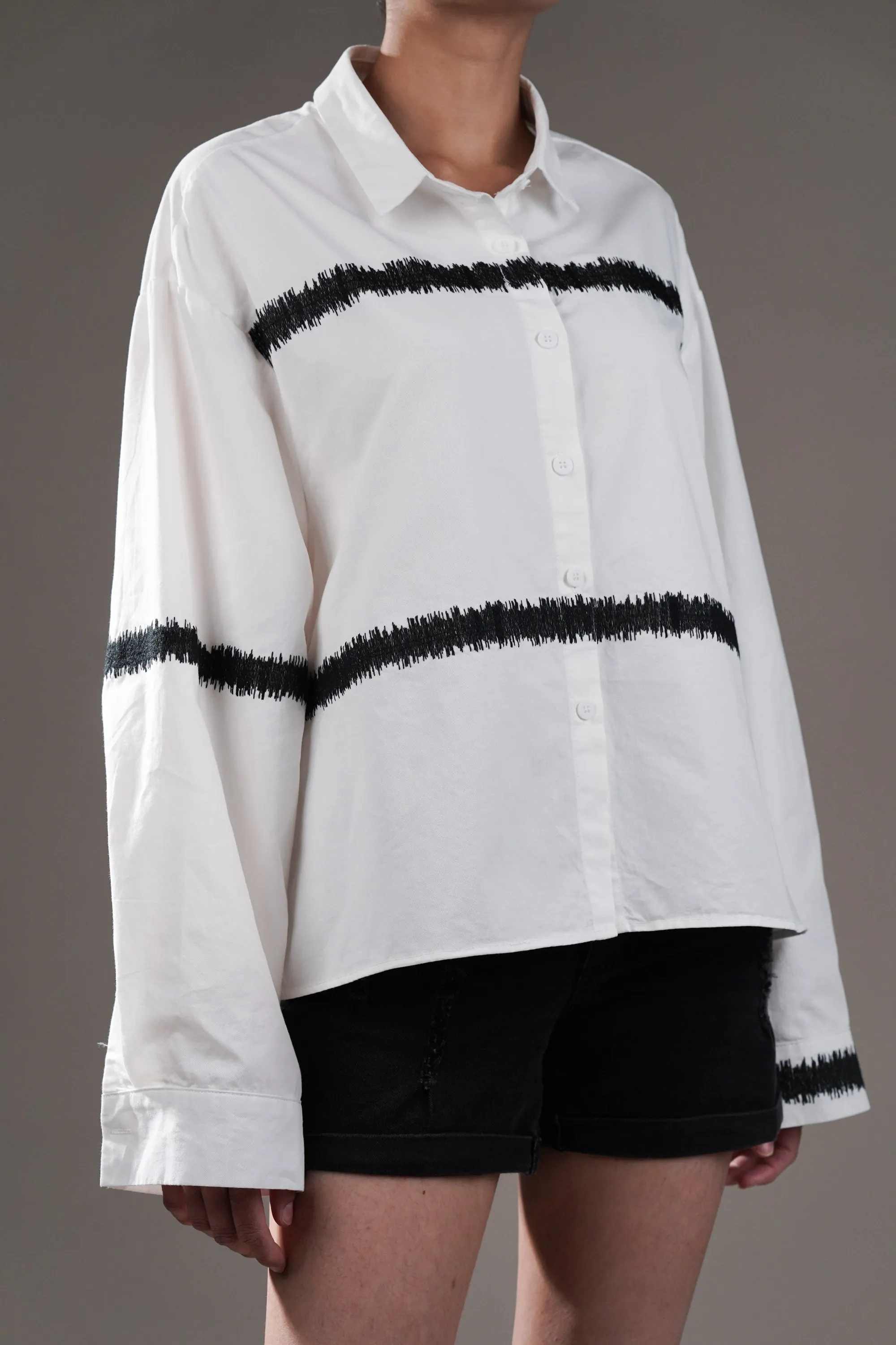 White Cotton Shirt With Fur Stitch