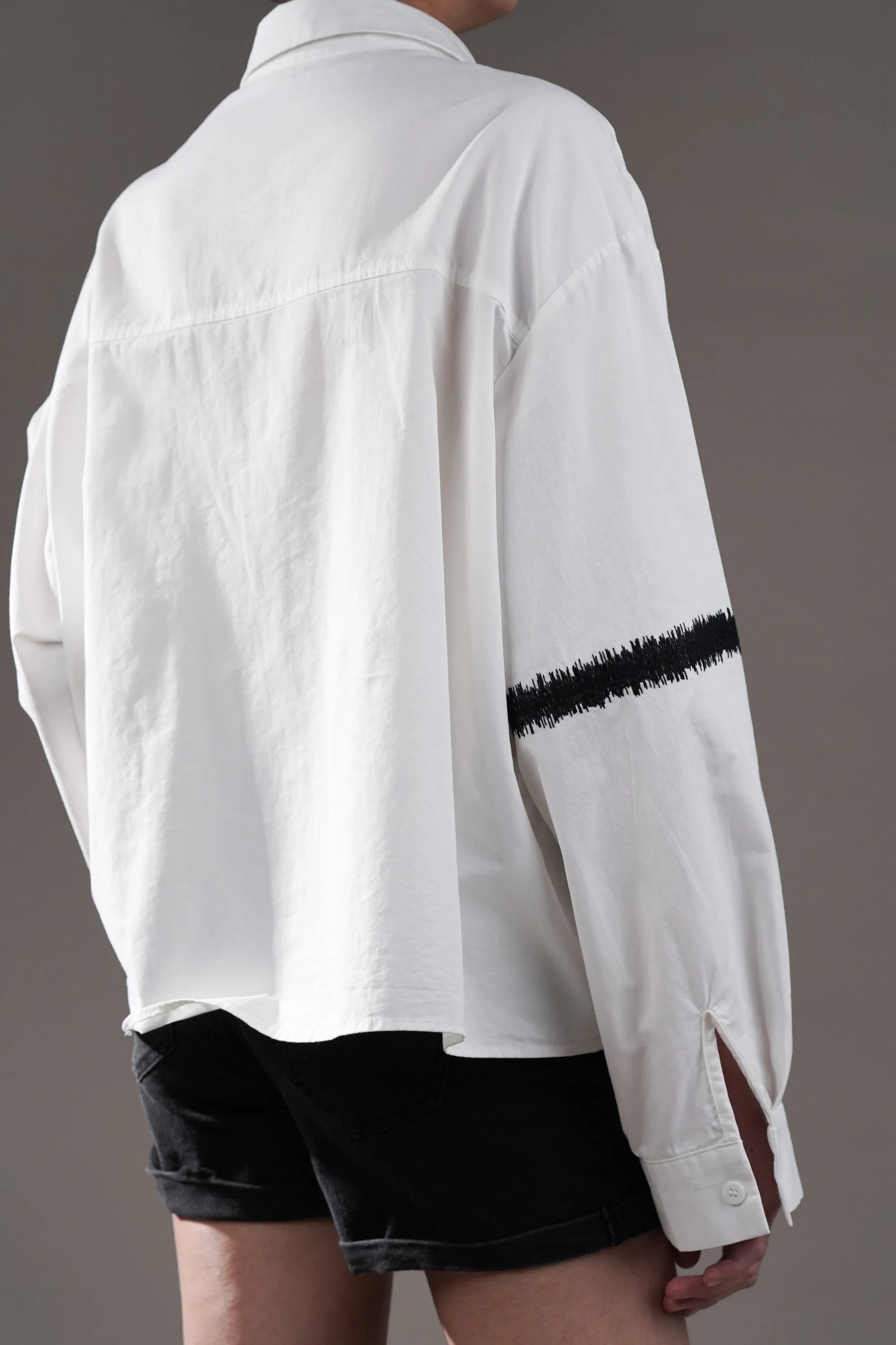 White Cotton Shirt With Fur Stitch