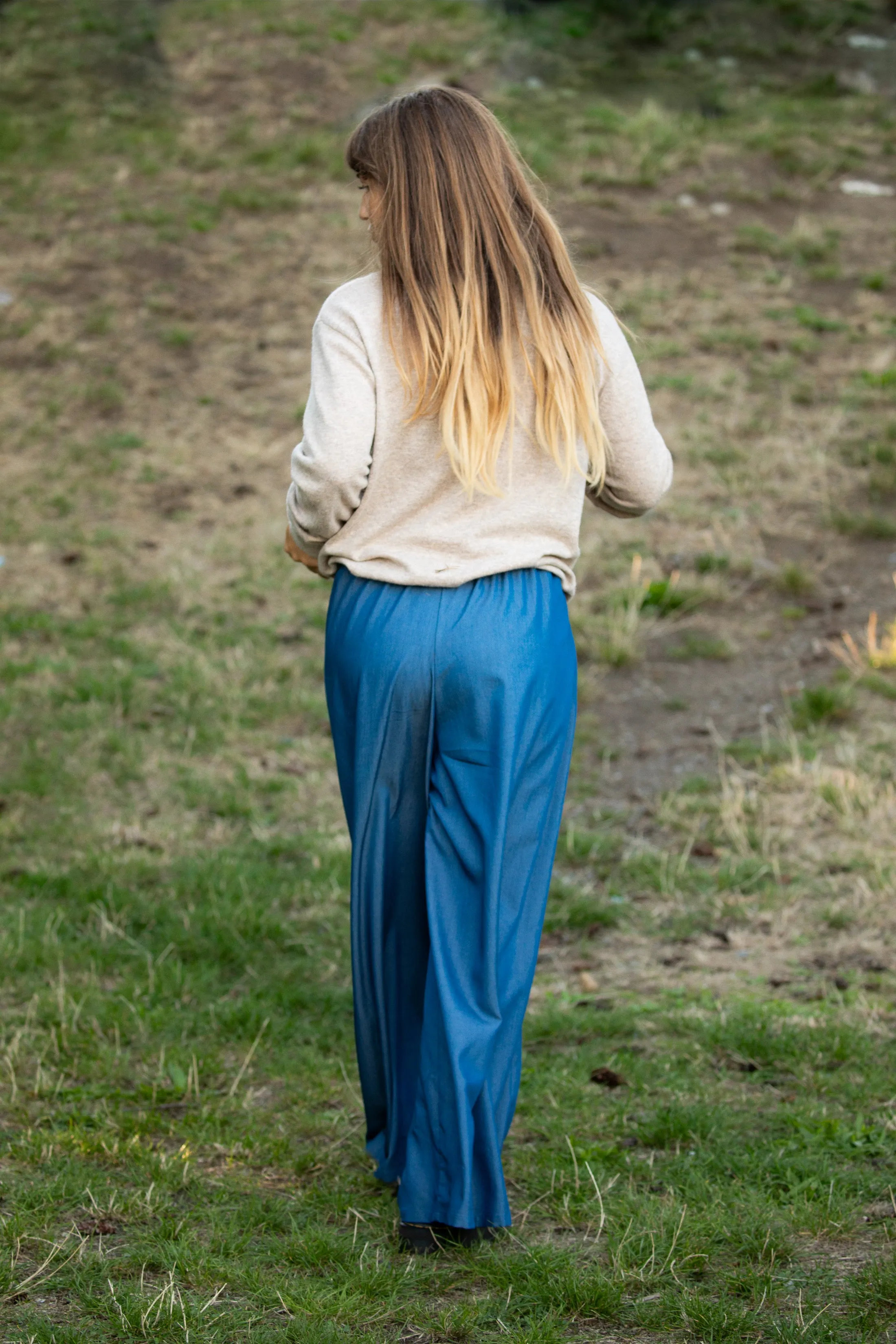 Wide-leg trousers